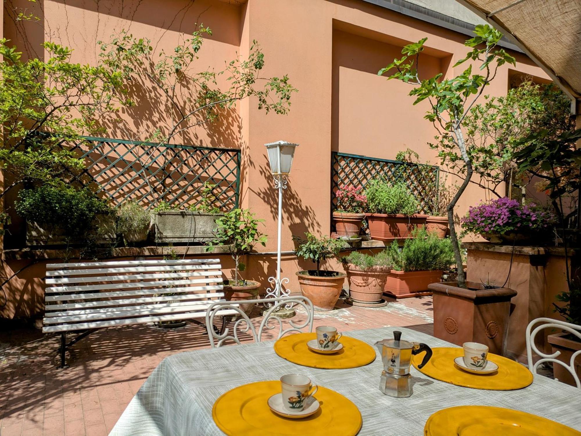 Alma Vacation Apartment In The Centre, Big Terrace Mailand Exterior foto