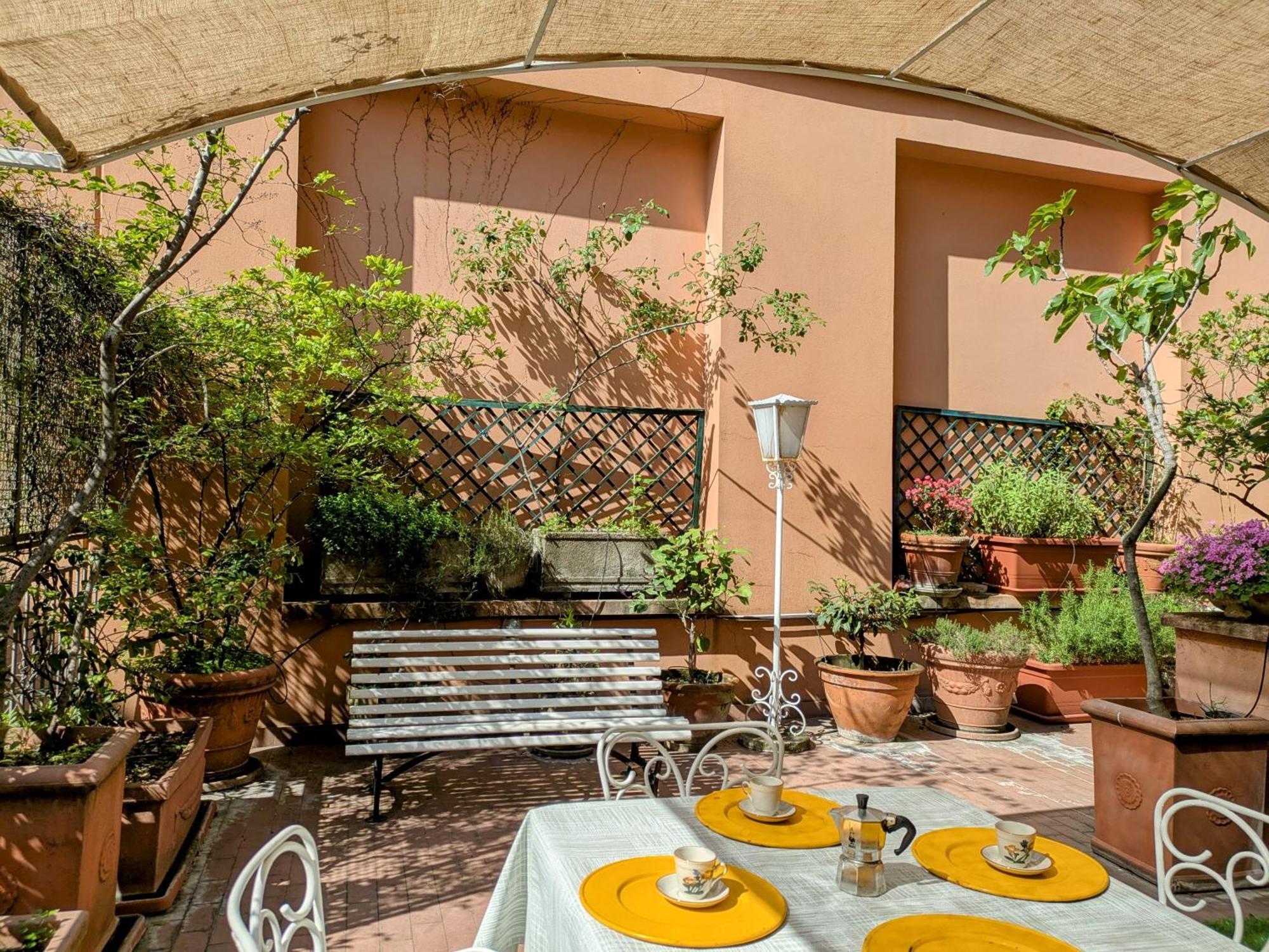 Alma Vacation Apartment In The Centre, Big Terrace Mailand Exterior foto